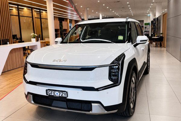 2026 Kia EV9 MV Air SUV Image 5