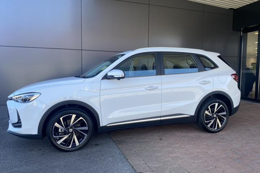 2025 MG ZS ZS32 Essence SUV Image 9
