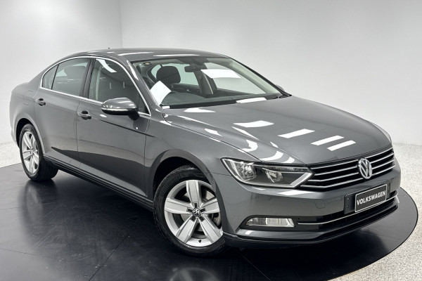 2015 MY16 Volkswagen Passat B8 132TSI Sedan
