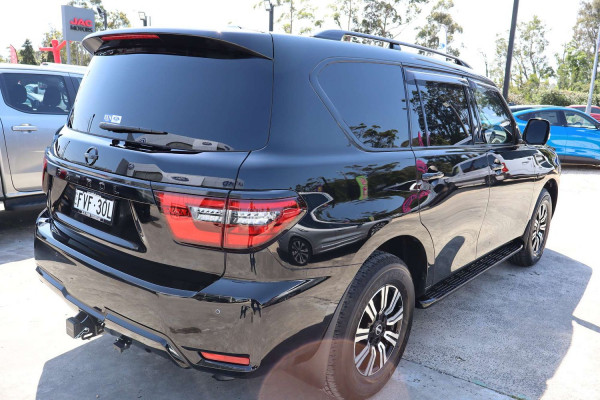 2024 Nissan Patrol Y62 Series 5 Ti-L SUV Image 5