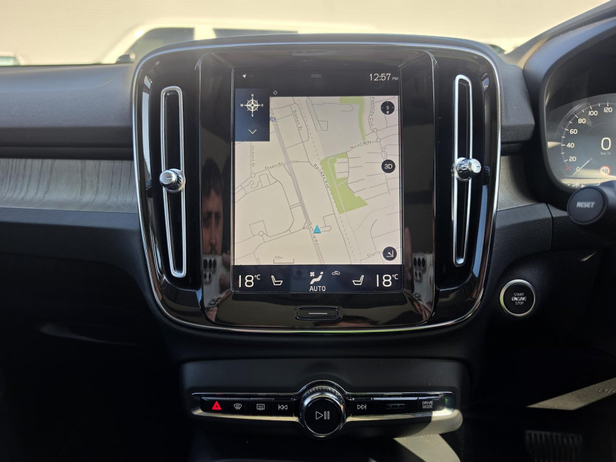 2018 MY19 Volvo XC40 XZ T4 Inscription SUV Image 26