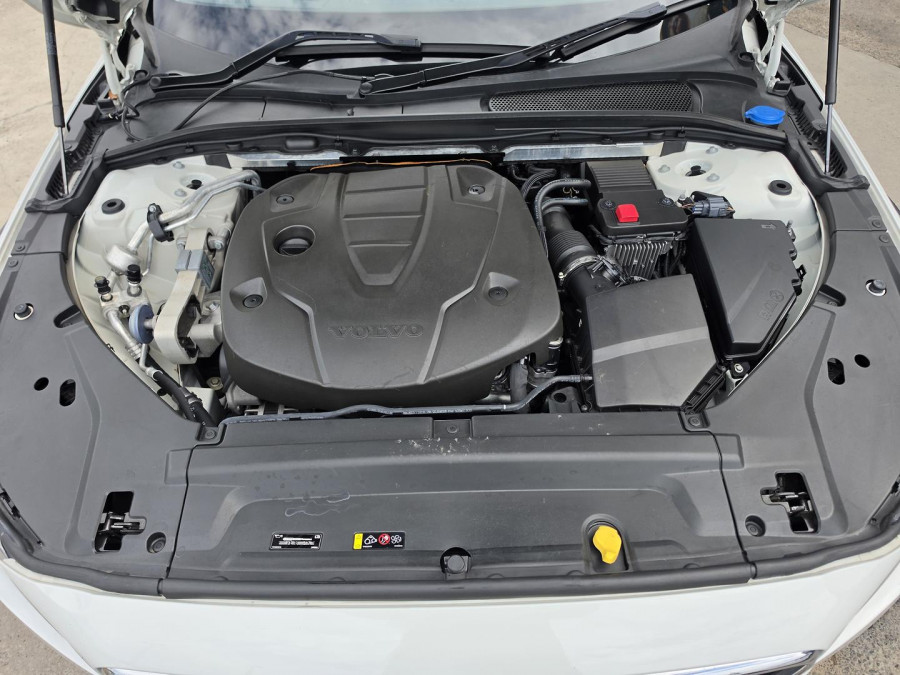 2019 Volvo V90 Cross Country P Series D5 Wagon Image 33