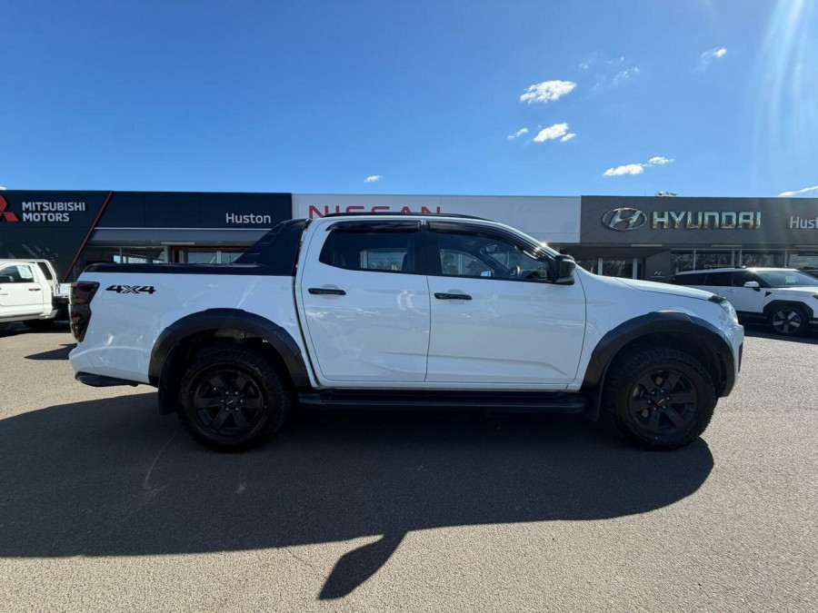 2024 Isuzu D-MAX RG X-TERRAIN Ute Image 4