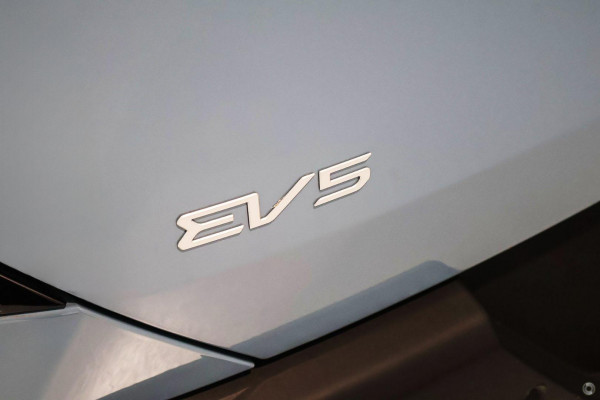 2026 Kia EV5 OVc Air Standard Range SUV Image 12