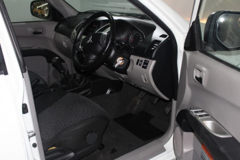 2013 Mitsubishi Triton 4 X 4 MN MY13 Utility