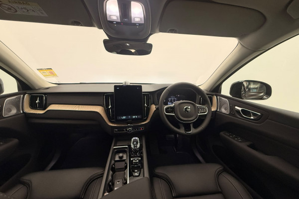 2025 MY26 Volvo XC60 UZ Ultra B5 Dark SUV Image 13