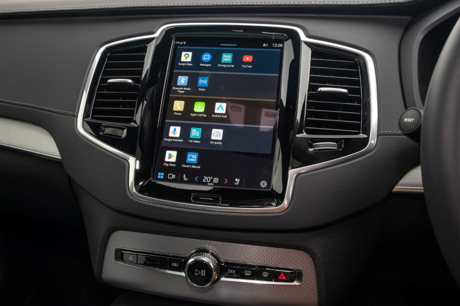 2024 Volvo XC90 L Series Recharge Ultimate T8 Plug-In Hybrid SUV Image 14