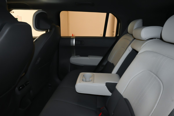 2025 Kia EV3 SV GT-Line SUV image 9