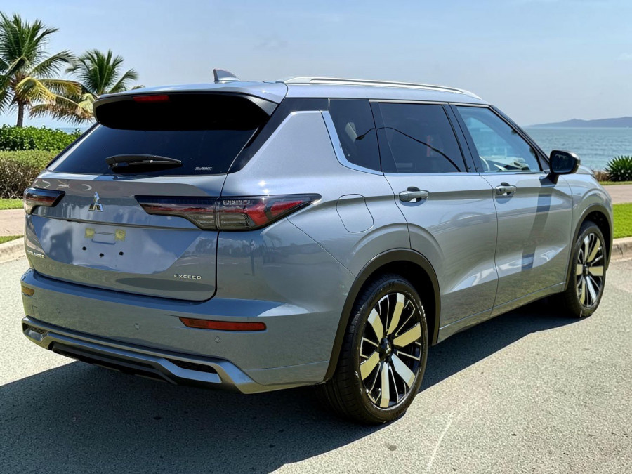2025 Mitsubishi Outlander ZM Exceed SUV Image 7