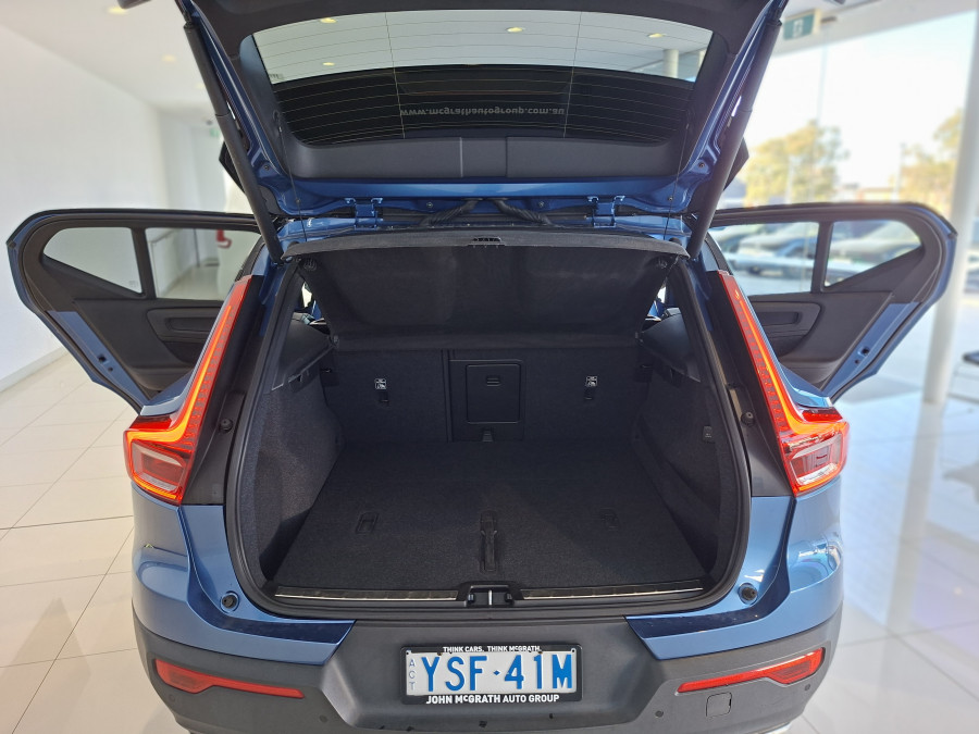 2018 MY19 Volvo XC40 XZ T5 R-Design SUV Image 9