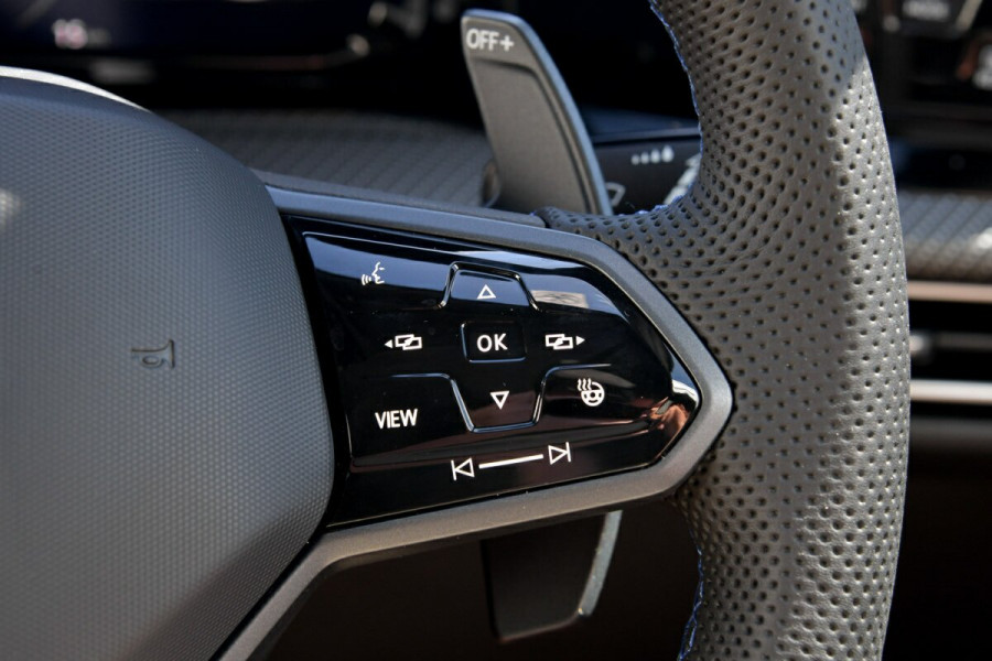 2024 Volkswagen Golf 8 R Hatch Image 16