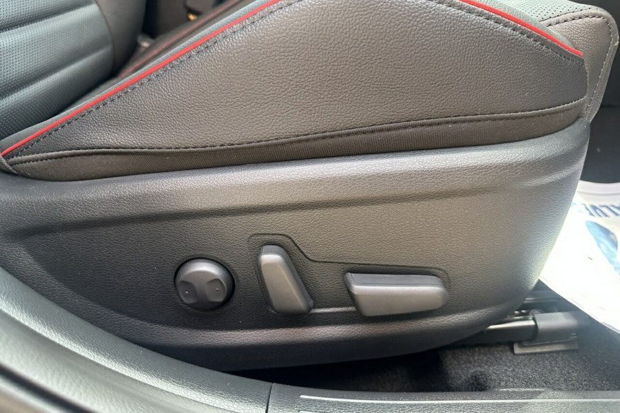 2024 Kia Cerato BD GT Hatch Image 25