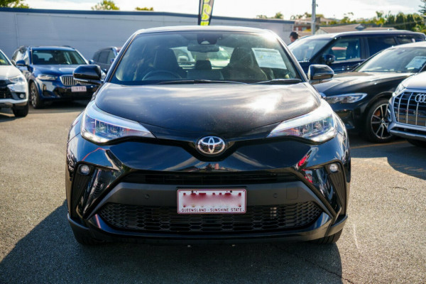2023 Toyota C-HR NGX10R GXL SUV Image 5