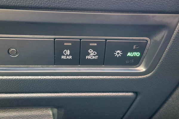 2020 MY21 Volkswagen Touareg CR 210TDI R-Line SUV Image 21
