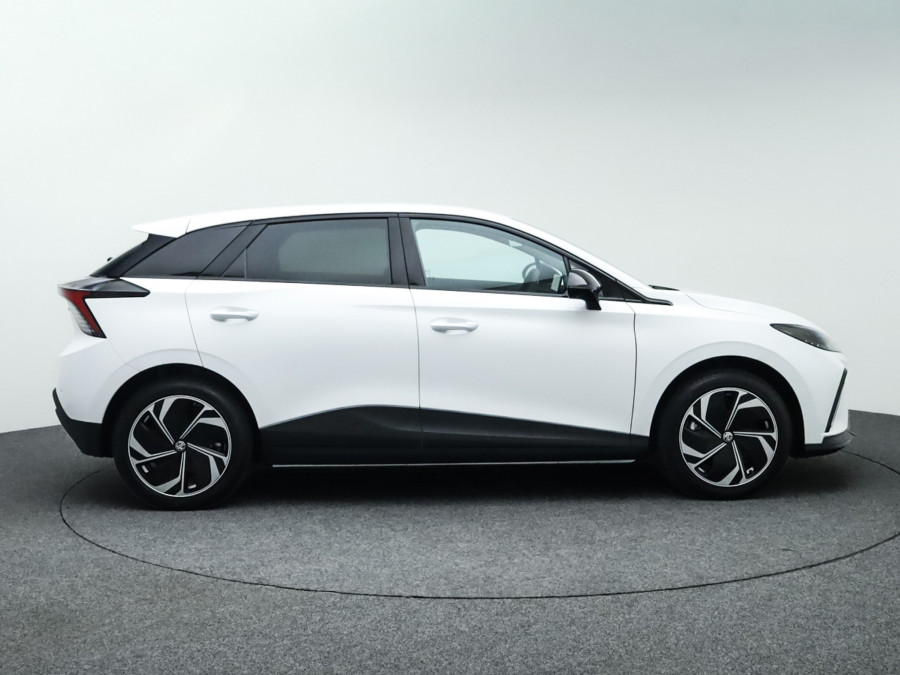 2026 MG MG4 AH4E Essence 64 Hatch Image 10