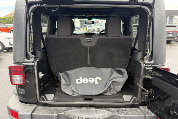 2017 Jeep Wrangler JK Sport SUV Image 8
