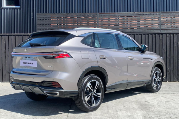 2026 MY25 MG HS AS33 Vibe SUV Image 3