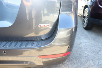2017 Kia Carnival YP S People Mover