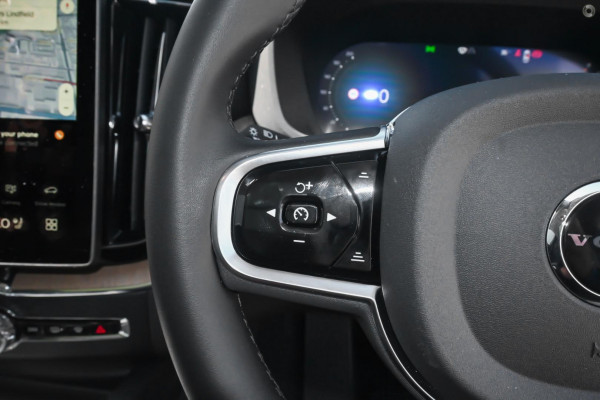 2026 Volvo XC60 UZ Plus B5 Bright SUV Image 9