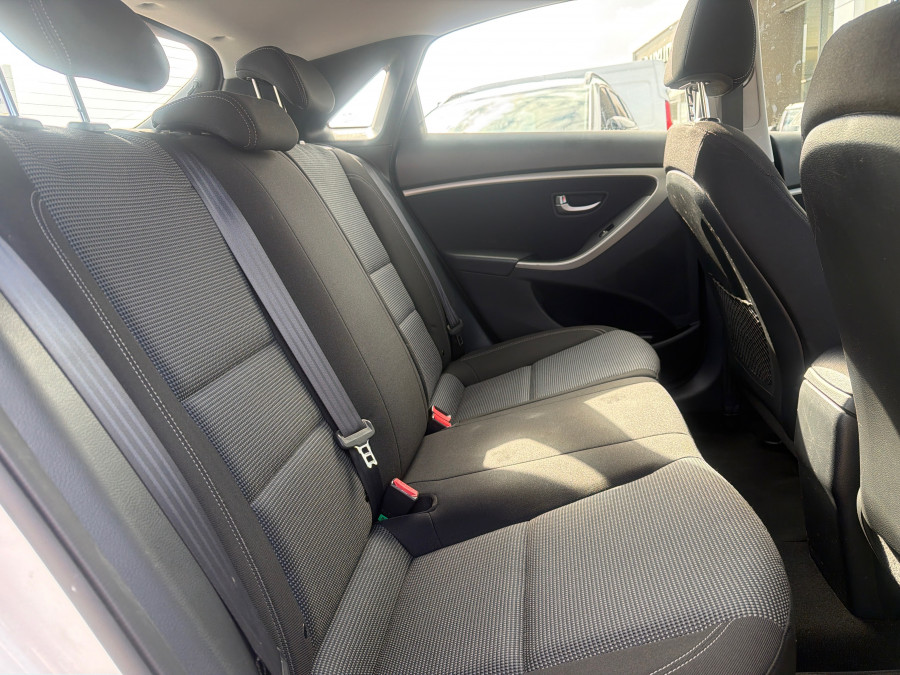 2015 MY16 Hyundai i30 GD3 Series II Active Hatch Image 18