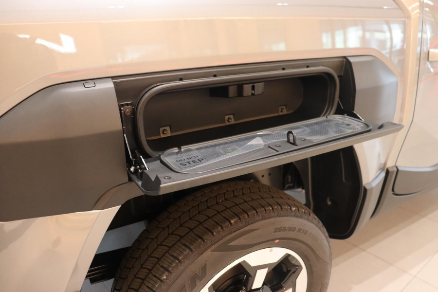 2025 MY26 Kia Tasman TK X-Line Ute Image 14