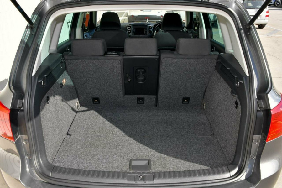 2015 MY16 Volkswagen Tiguan 5N 132TSI SUV Image 21