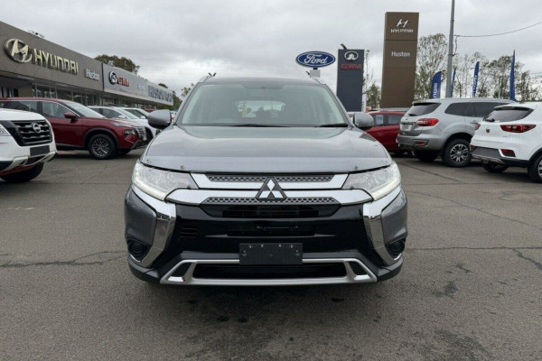 2019 Mitsubishi Outlander ZL ES SUV Image 2