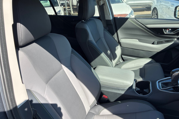 2025 Subaru Outback 6GEN AWD Sport XT SUV Image 17