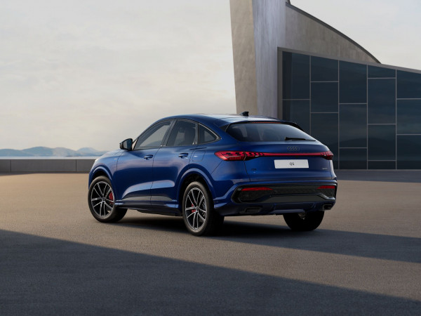 2025 Audi Q5 GU e-hybrid 270kW SUV image 5