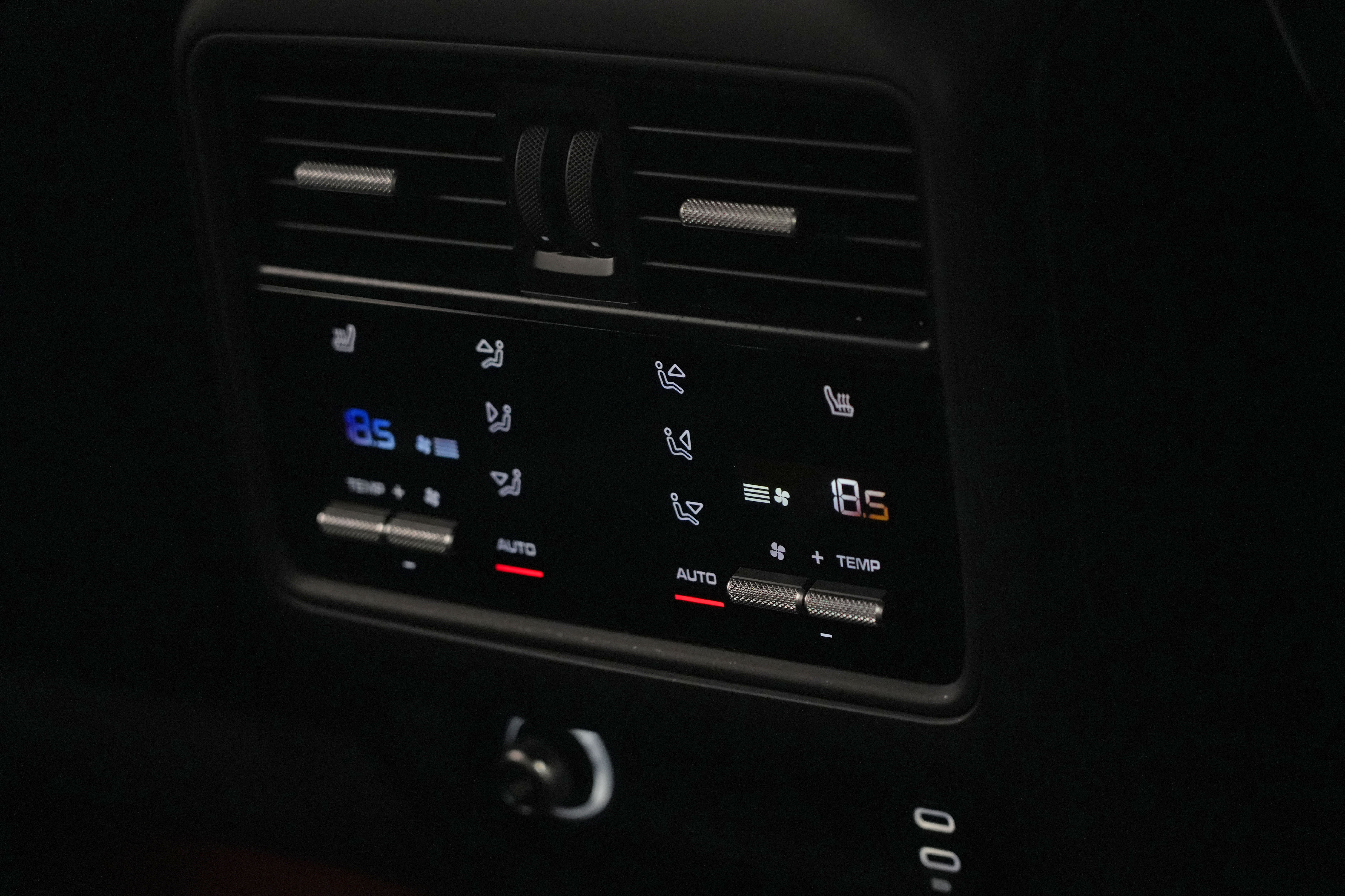 2022 Porsche Cayenne Turbo GT Coupe Image 39
