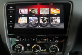 2019 Skoda Octavia NE RS Sedan Sedan Image 5