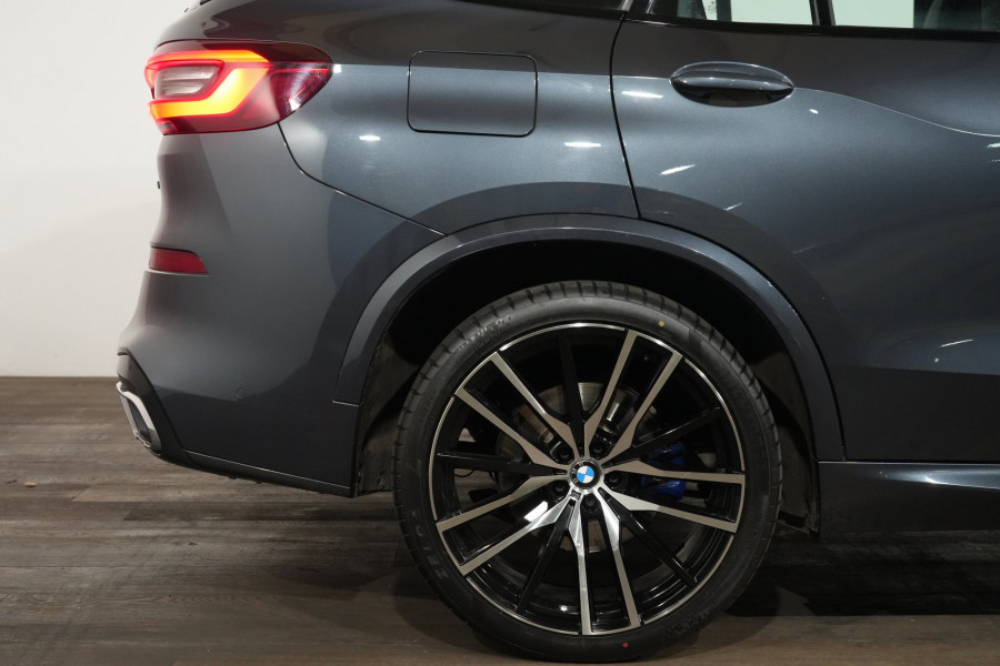 2022 BMW X5 xDrive30d SUV Image 4