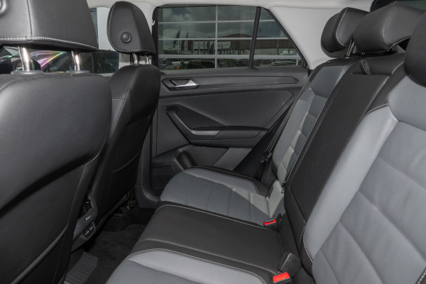 2022 MY23 Volkswagen T-Roc D11 110TSI Style SUV image 8