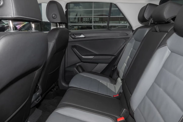 2022 MY23 Volkswagen T-Roc D11 110TSI Style SUV Image 8