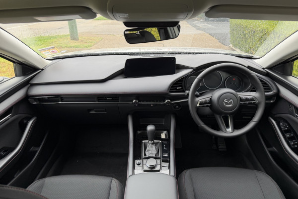 2026 MY25 Mazda 3 BP Series G25 Evolve SP Sedan Image 16
