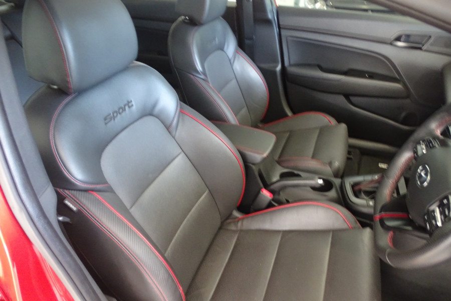 2019 Hyundai Elantra AD.2 Sport Premium Sedan Image 16