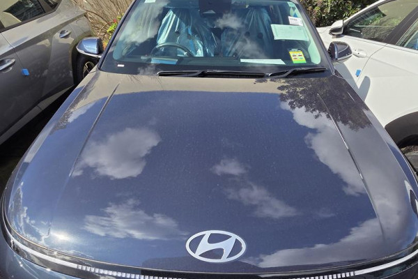 2026 MY27 Hyundai KONA SX2.V3 Electric Premium SUV Image 2