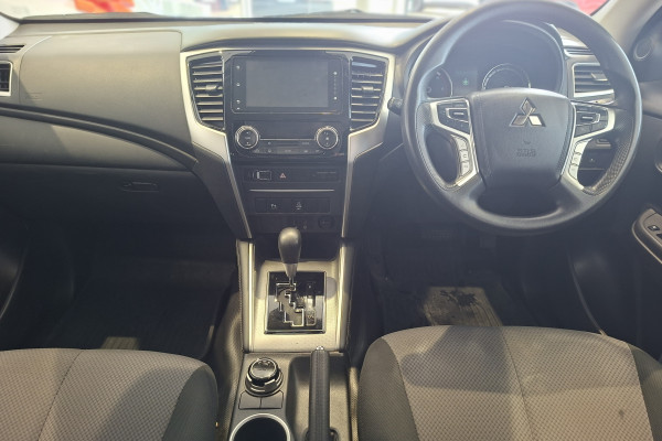 2022 Mitsubishi Triton MR GLX+ Ute Image 14