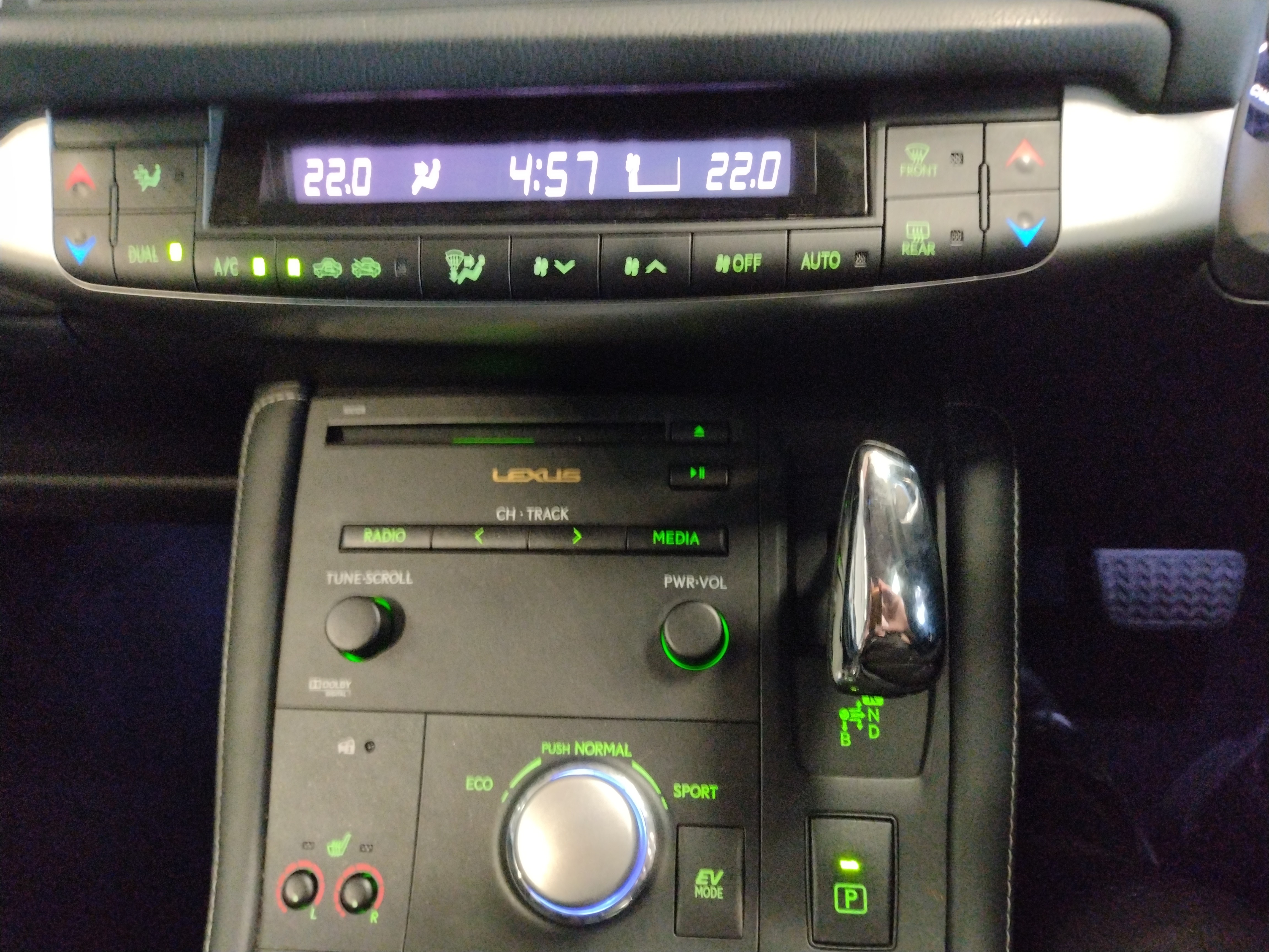 2013 Lexus CT ZWA10R CT200h Luxury Hatch Image 20