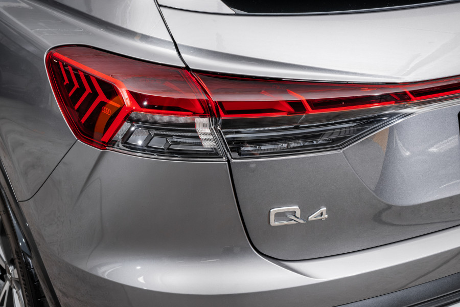 2025 Audi Q4 e-tron F4 45 SUV