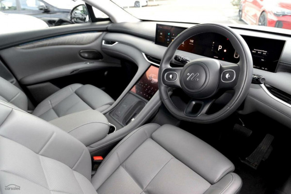 2026 MY25 MG IM6 S12L Performance SUV Image 14