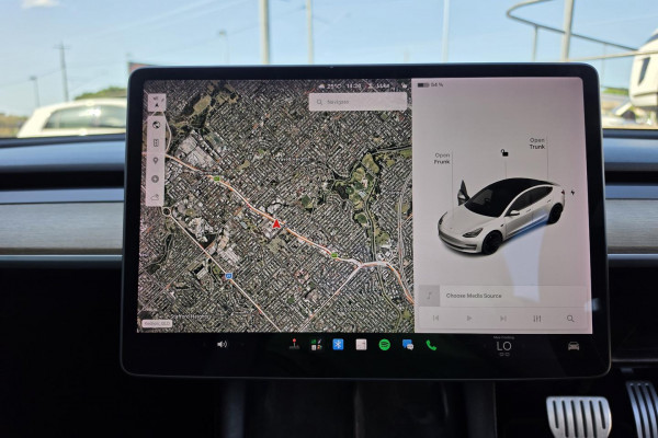 2021 Tesla Model 3  Performance Sedan Image 24