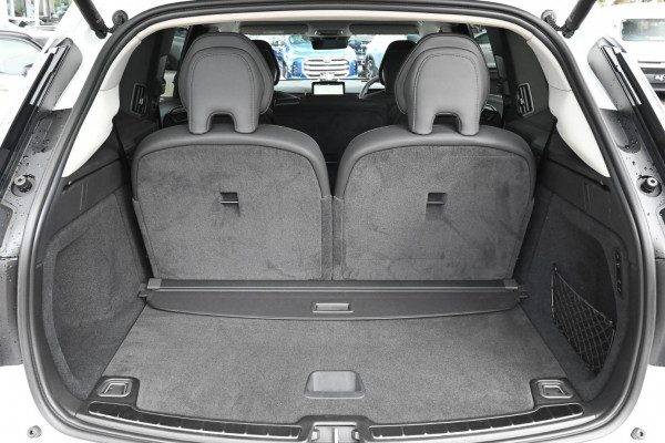 2026 Volvo EX90  Ultra Twin Motor Performance SUV Image 13