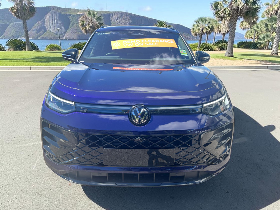2026 Volkswagen Tayron R4 195TSI R-Line SUV Image 2