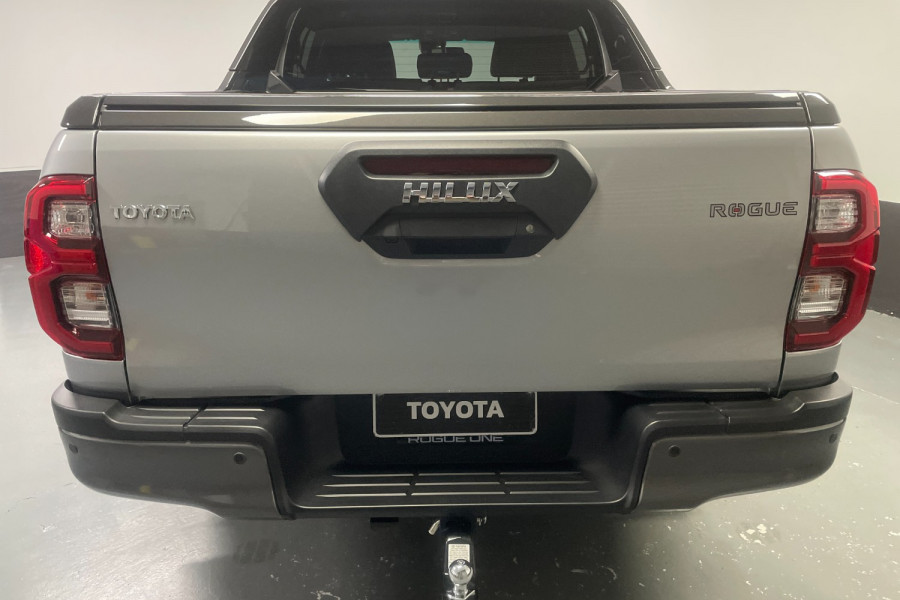 2022 Toyota HiLux Rogue Ute Image 11