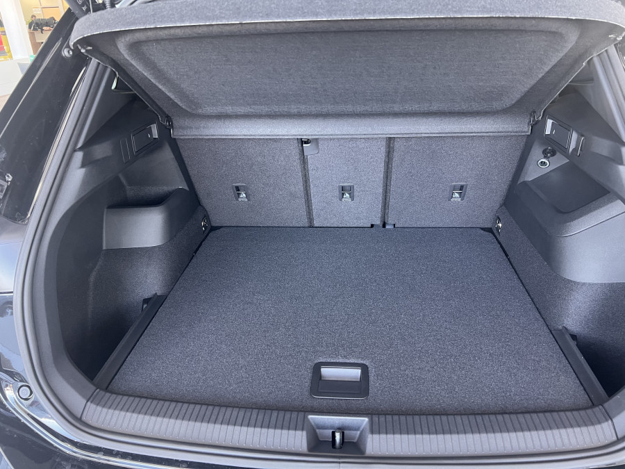 2026 Volkswagen Tiguan CT 195TSI R-Line SUV Image 10