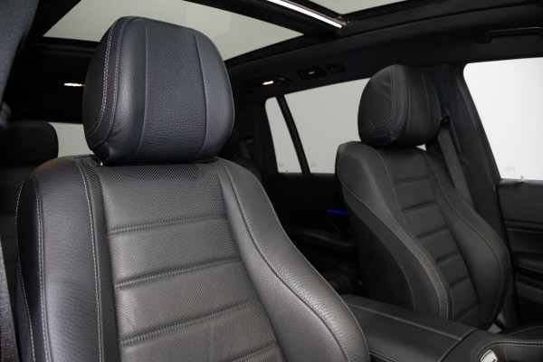 2023 Mercedes-Benz GLS-Class 450 4matic (Hybrid) SUV Image 4