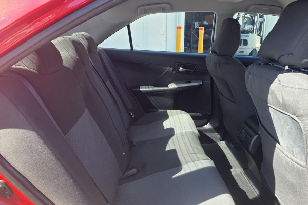 2013 Toyota Camry AVV50R SL Hybrid Sedan Image 19
