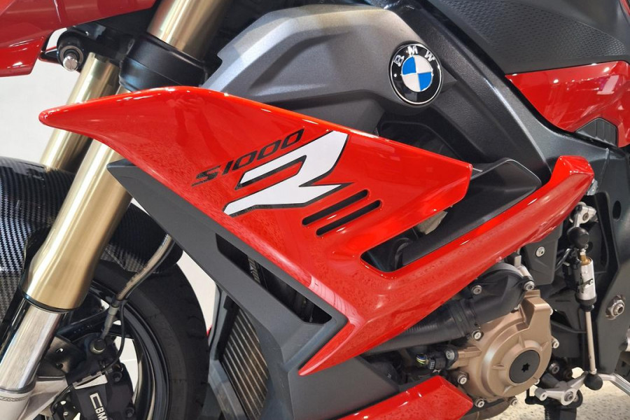 2021 BMW S 1000 R Sport S 1000