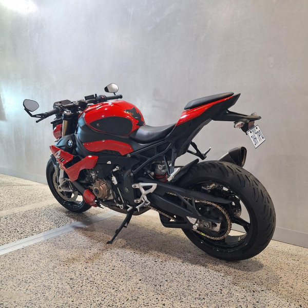 2021 BMW S 1000 R Sport S 1000 image 6